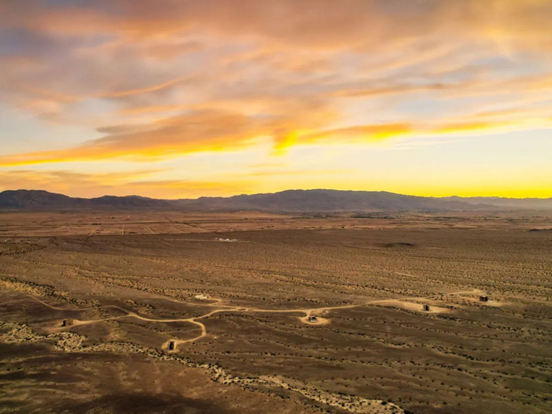 Sunset at Foley Mojave Lodge