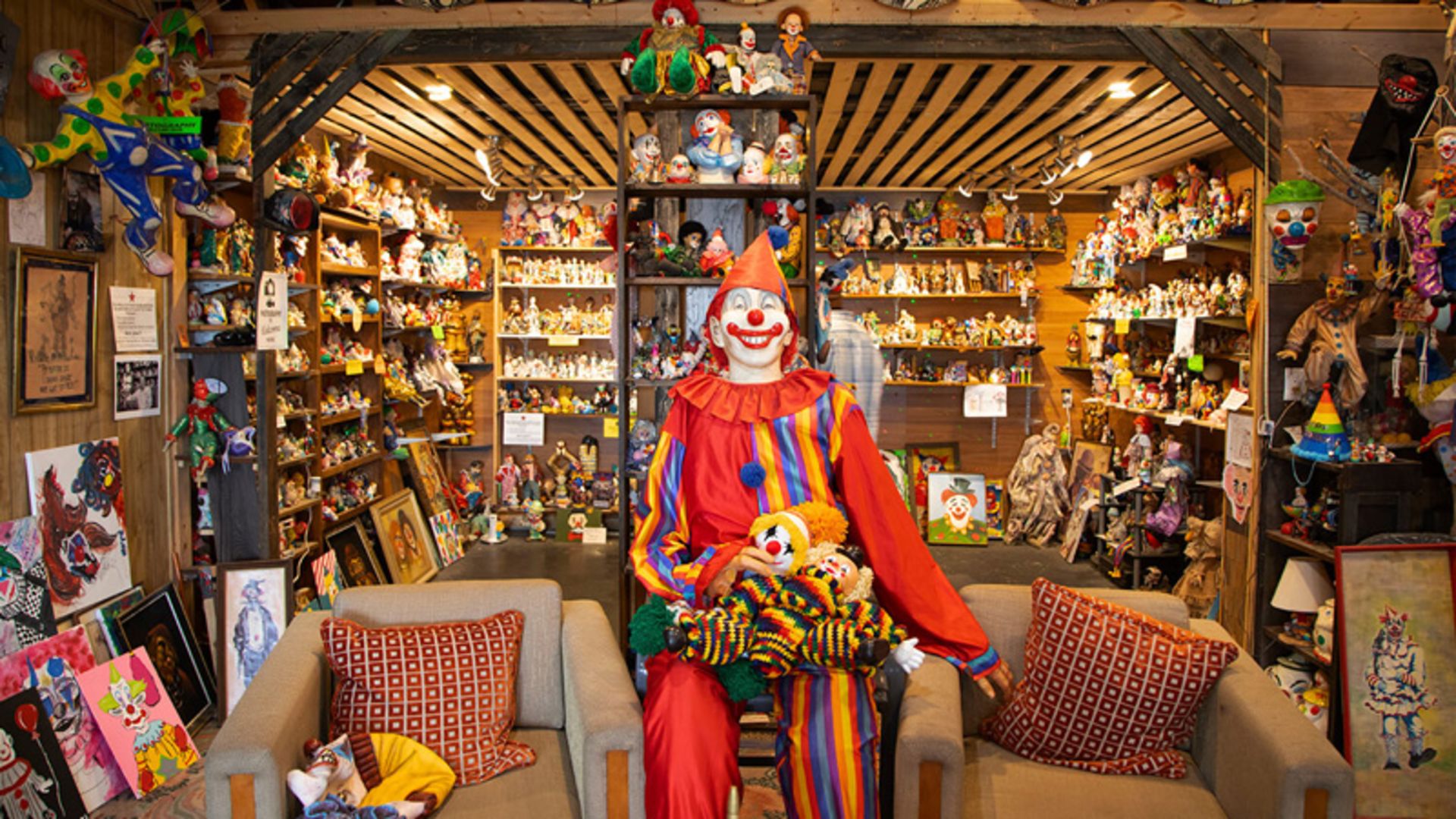 A motel designed by clowns
