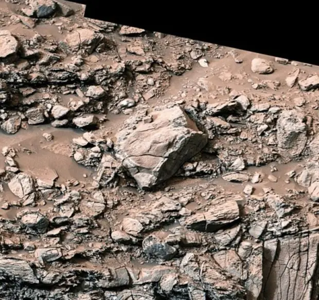Pure sulfur on Mars