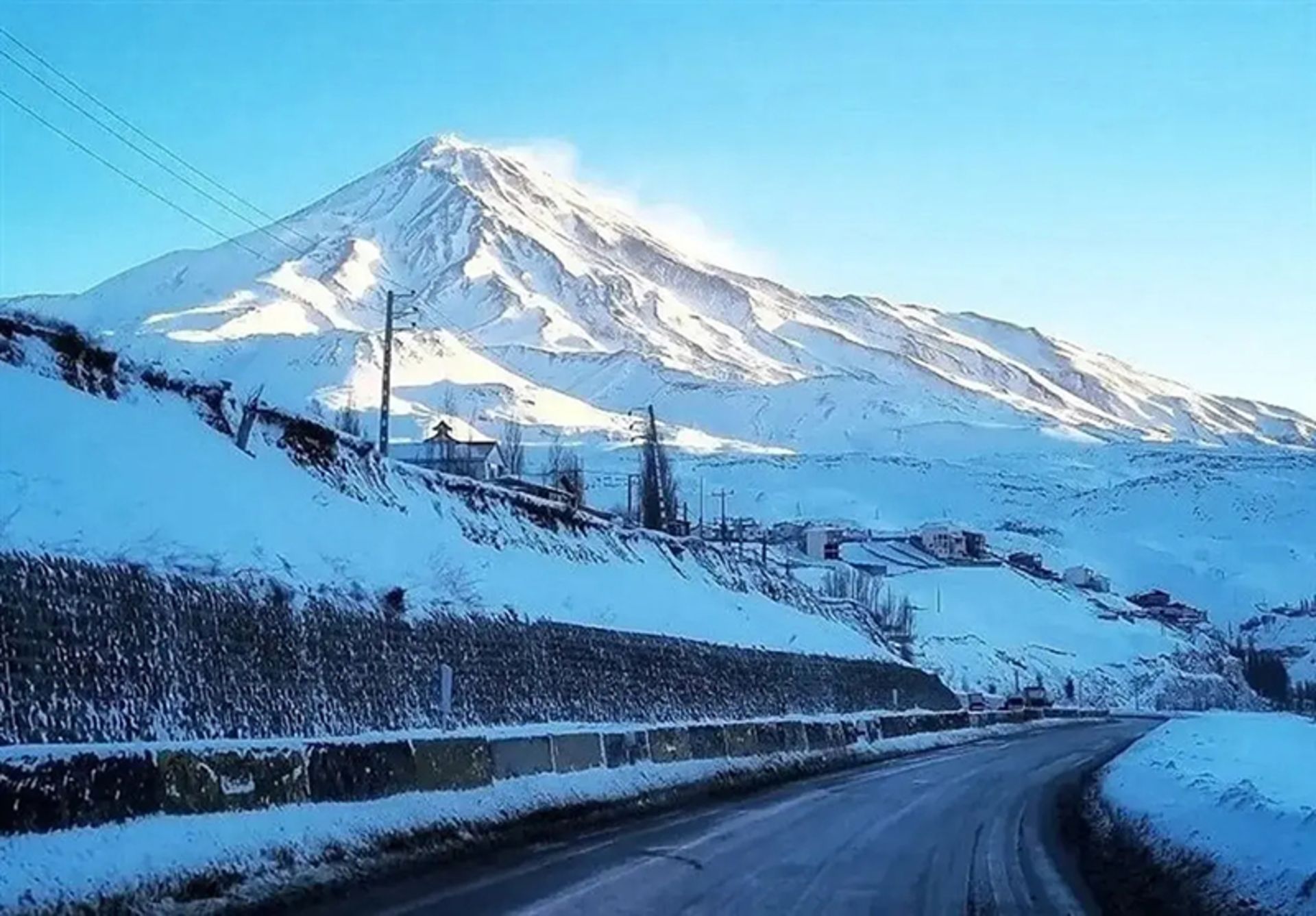 Damavand road covered with snow