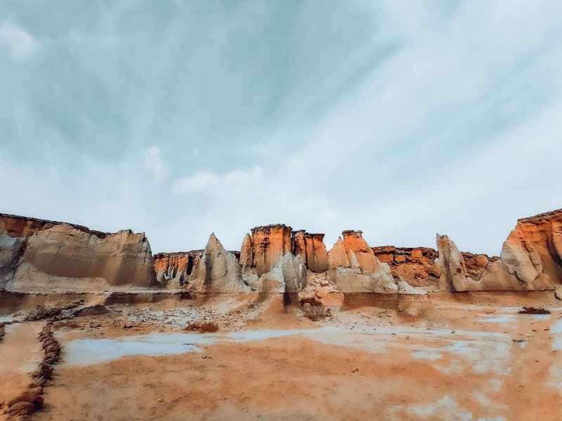 Cloudy weather and a view of the mouains in the Star Valley of Qeshm