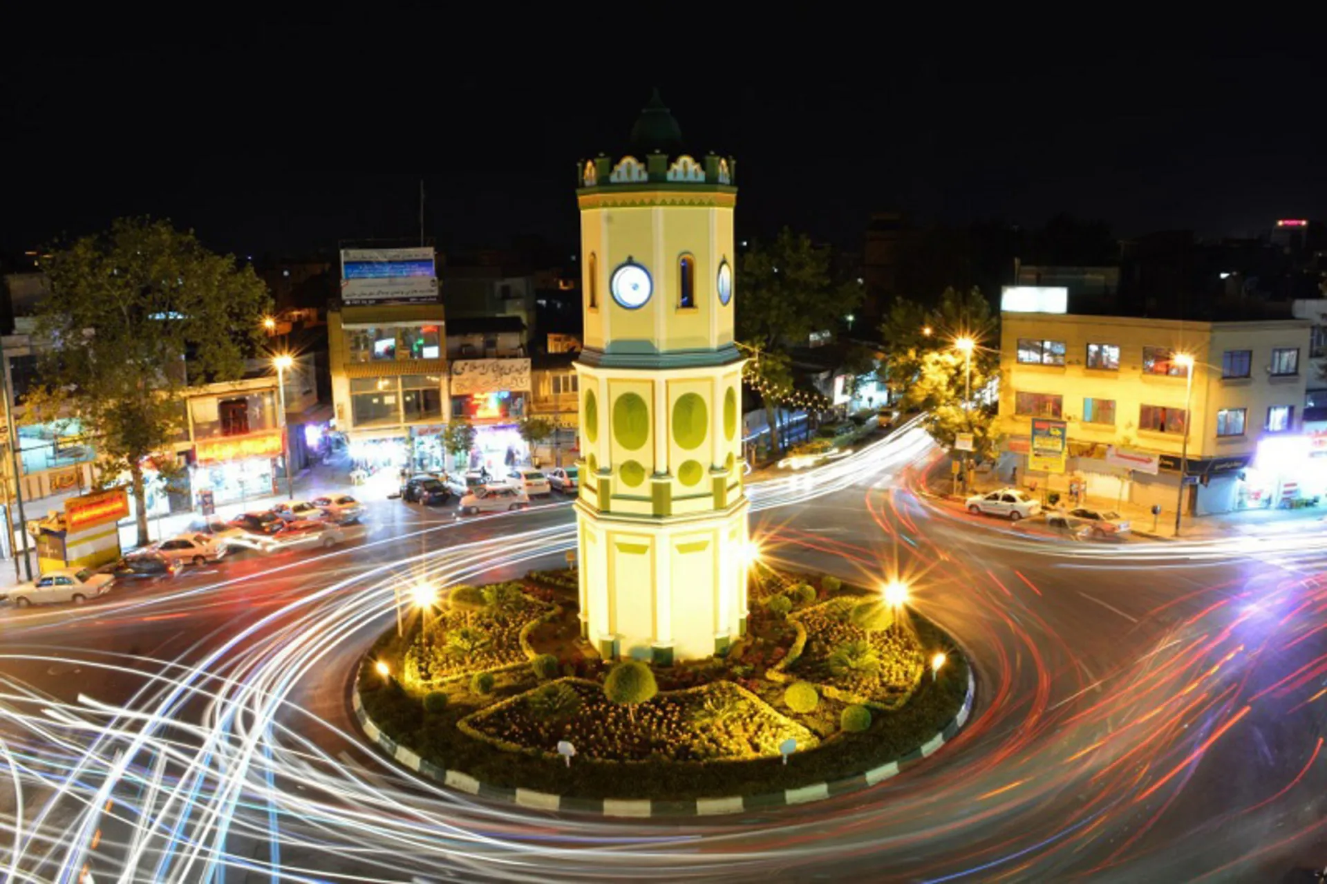 Sari Clock Square at night