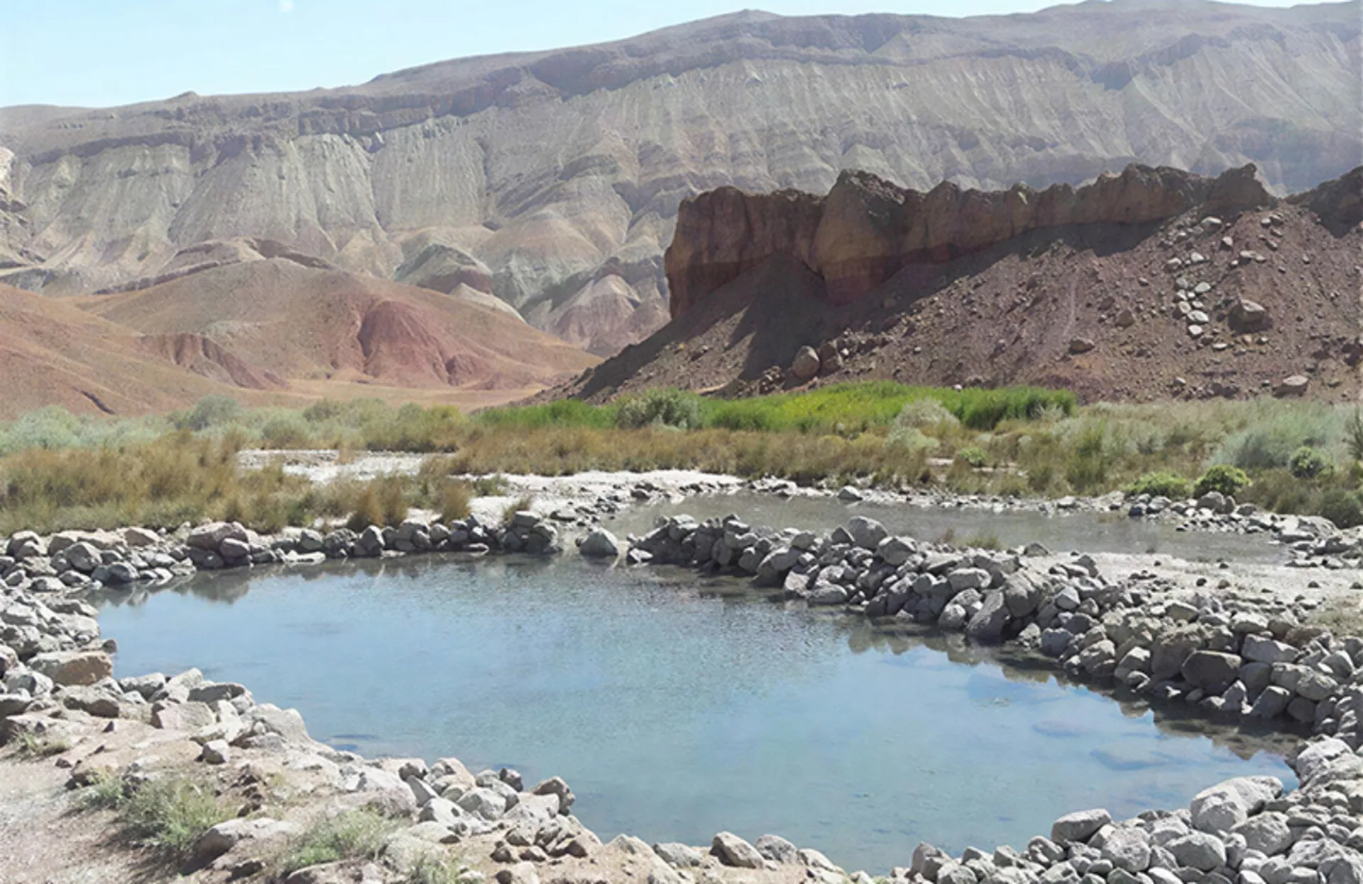Mastkhor hot spring in the plains around Manjil and Rudbar