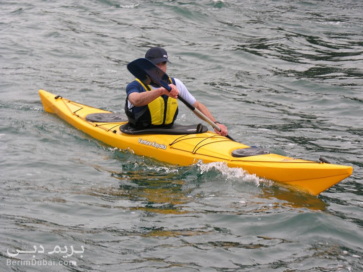 Iroduction of the JBR beach area of Dubai 33 17 2