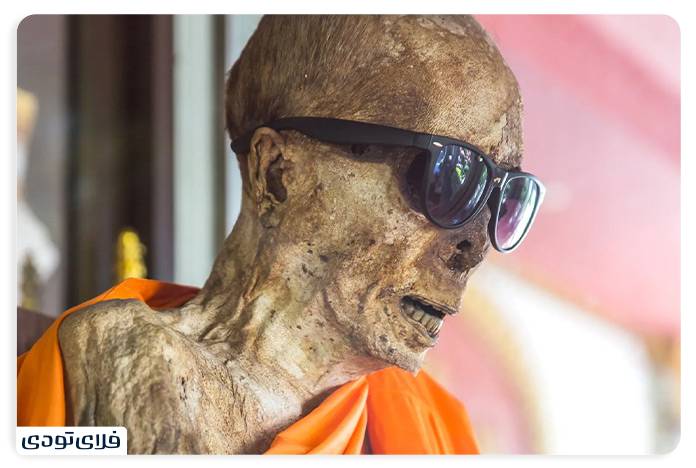 Sightseeing places in Samui The mummified monk from Samui's sights