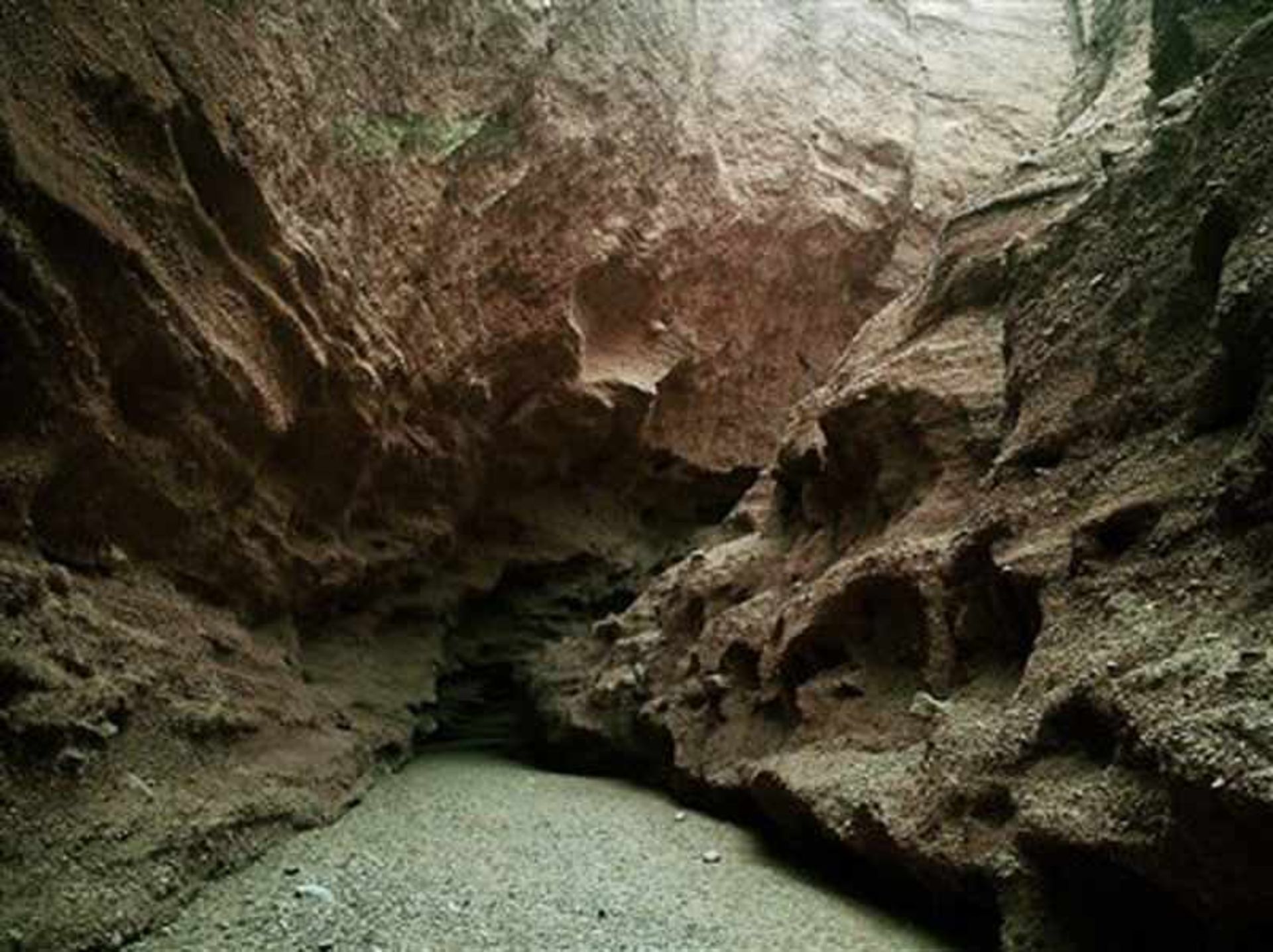 Rocks inside Helwan Cave