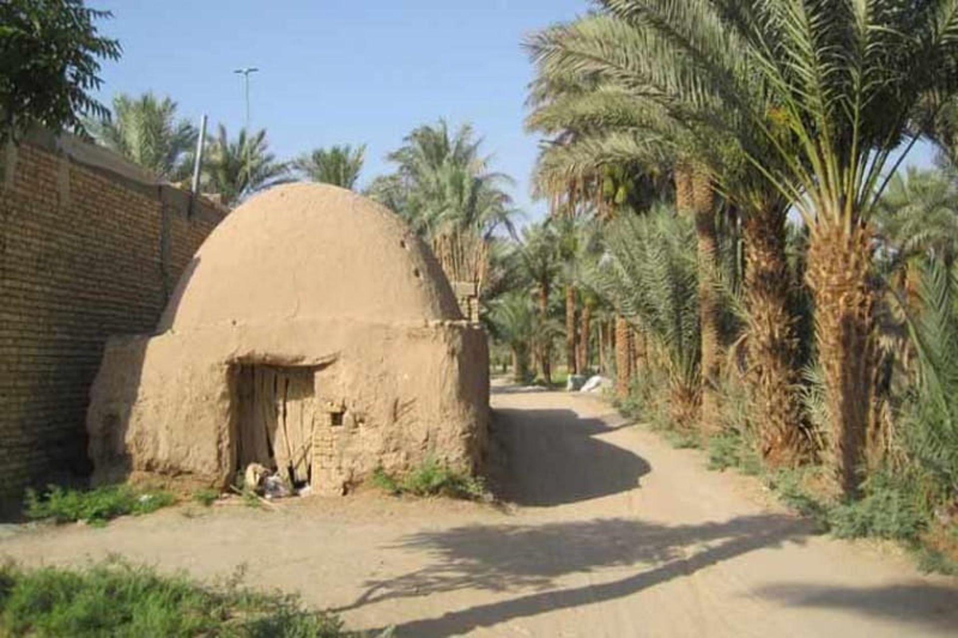 The mud and clay building of Hadarbash Tabas Tower