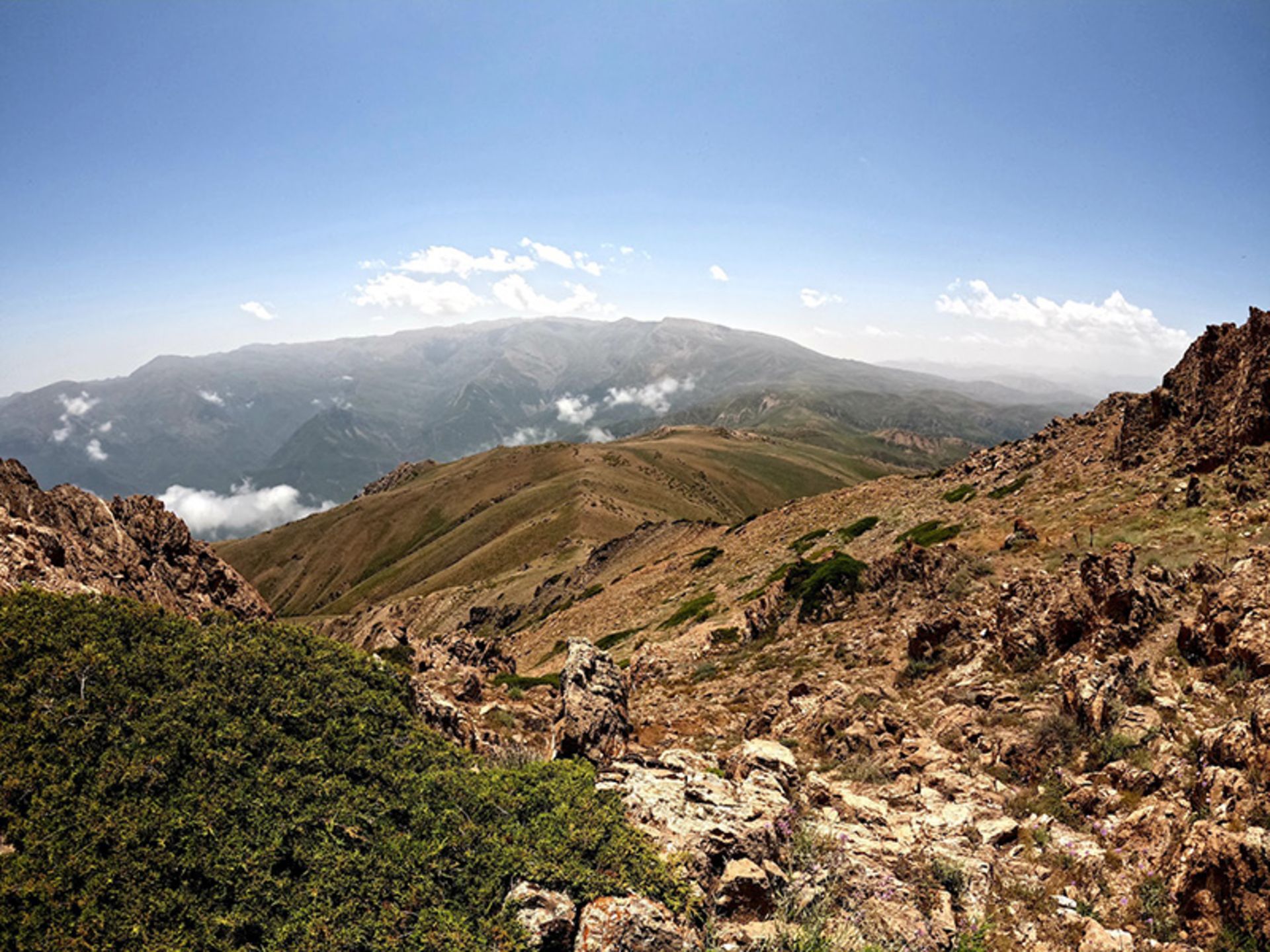 The heights of the Chalcheli huing prohibited area