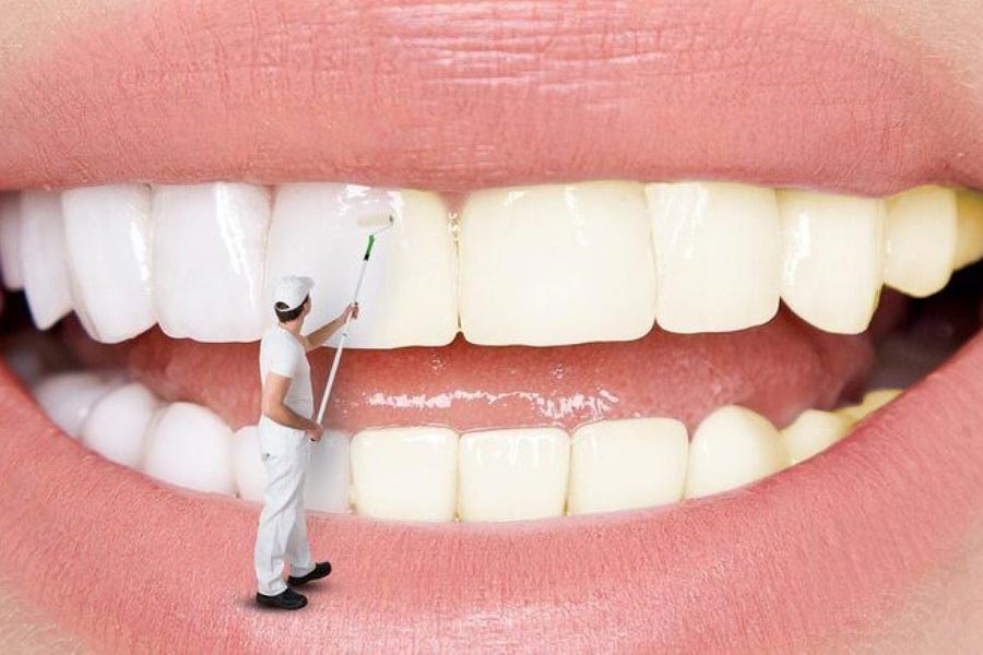 Advaages and disadvaages of laminate compared to composite