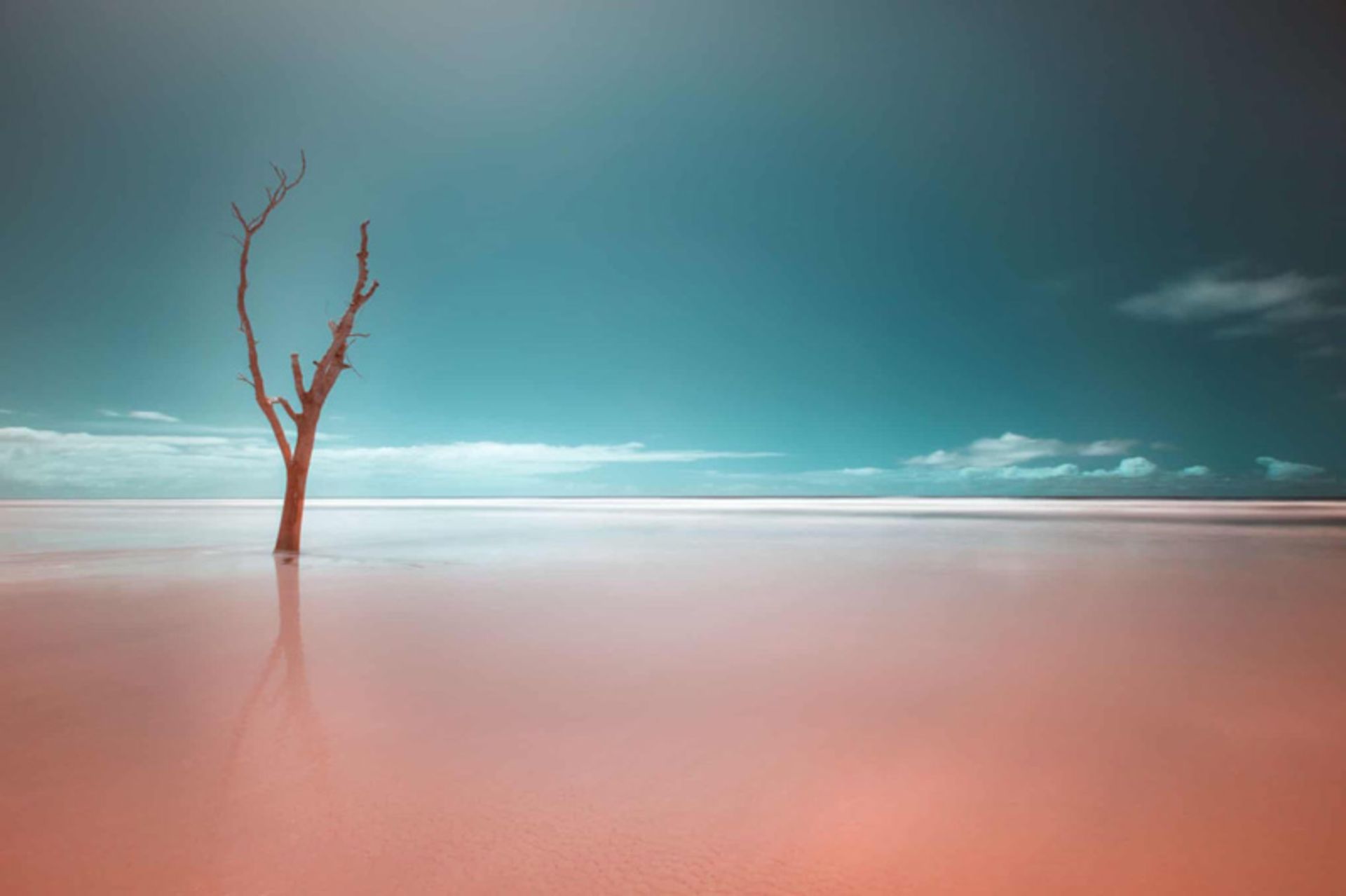 Climate change and the red color of water