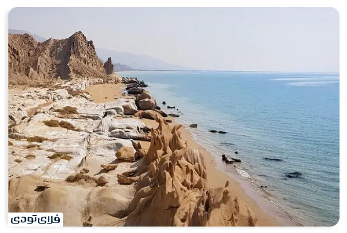 The reason for the brilliance of the silver beach of Hormuz